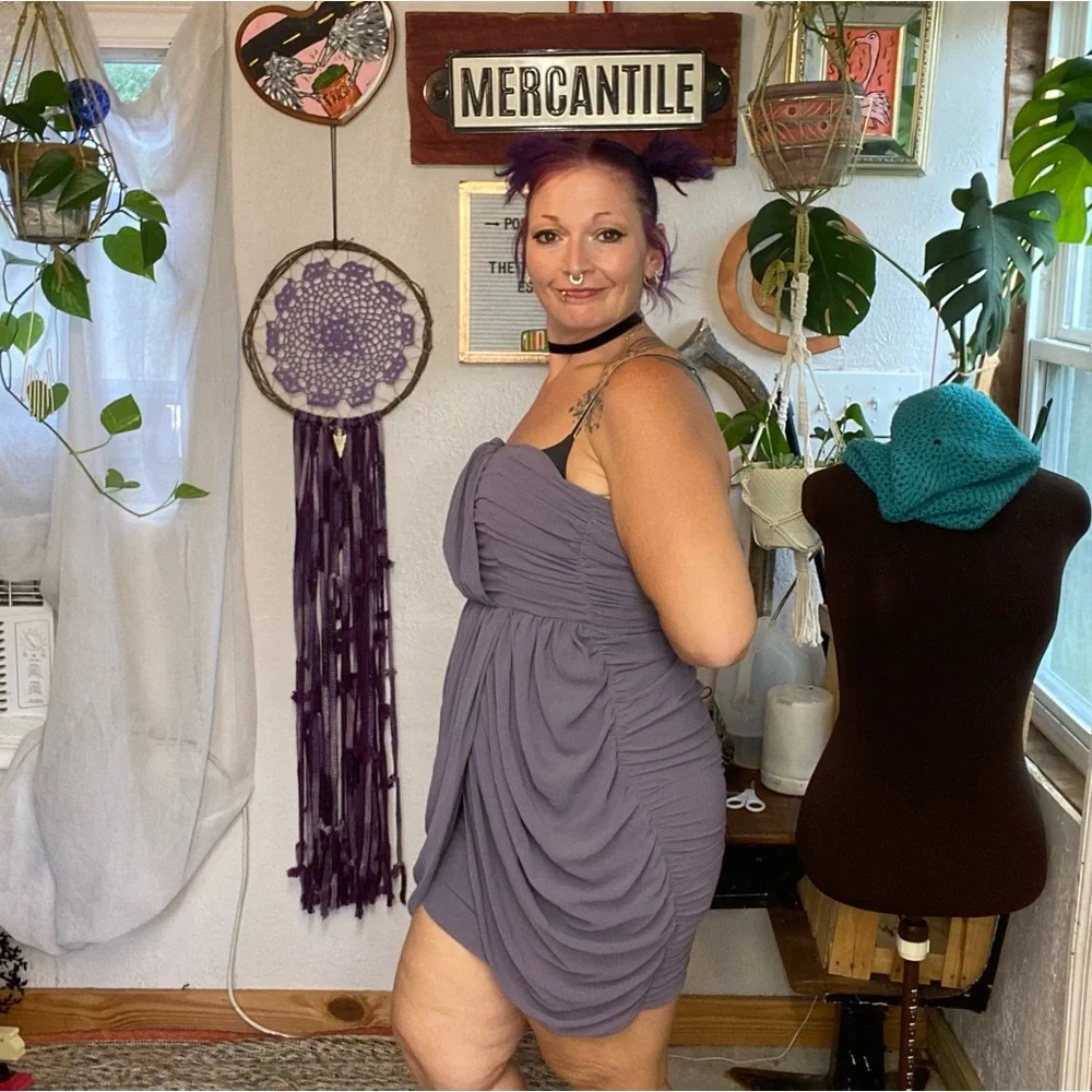 MM Couture by Miss Me Lavender Draped Sweetheart Neck Formal Dress size small - Picture 4 of 12